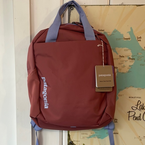 Patagonia Handbags - Patagonia Atom Tote Pack 20L - Rosehip NWT 💜